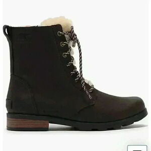 NIB SOREL Emelie Genuine Shearling Short Lace-Up Boot (Women) SZ 8.5 black
